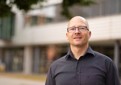 Prof. Dr. Torsten Schmidt – Professor Wirtschaftsingenieurwesen (WIN)