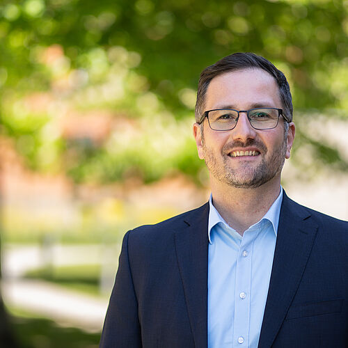 Prof. Dr. Alexander Piazza – Professor Interkulturelles Management (IKM)