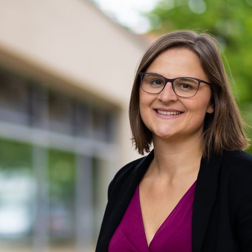 Prof. Dr. Christine Dauth – 
