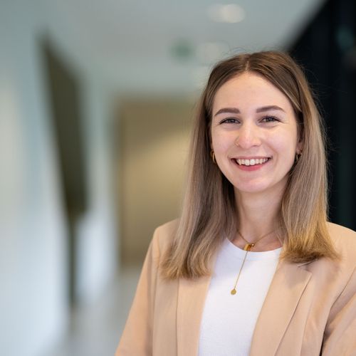 Sophie Henne – 